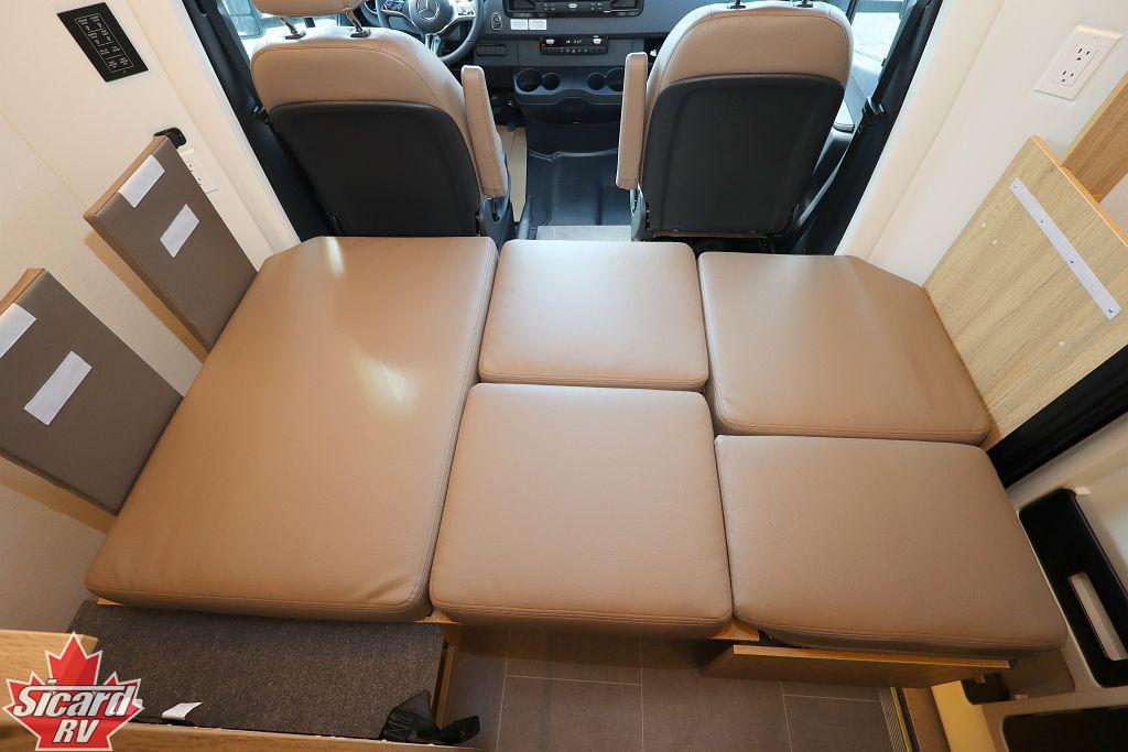 2027 LEISURE TRAVEL VANS UNITY U24TBX