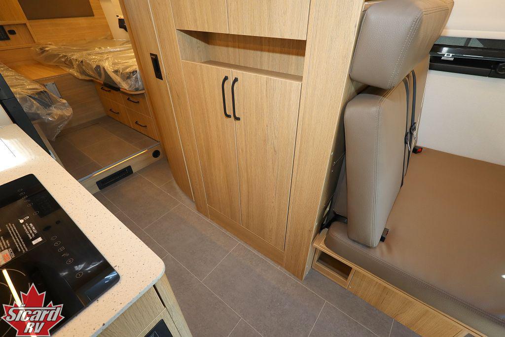 2027 LEISURE TRAVEL VANS UNITY U24TBX
