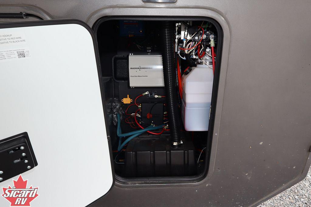 2025 KEYSTONE MONTANA LEGACY 3915TB