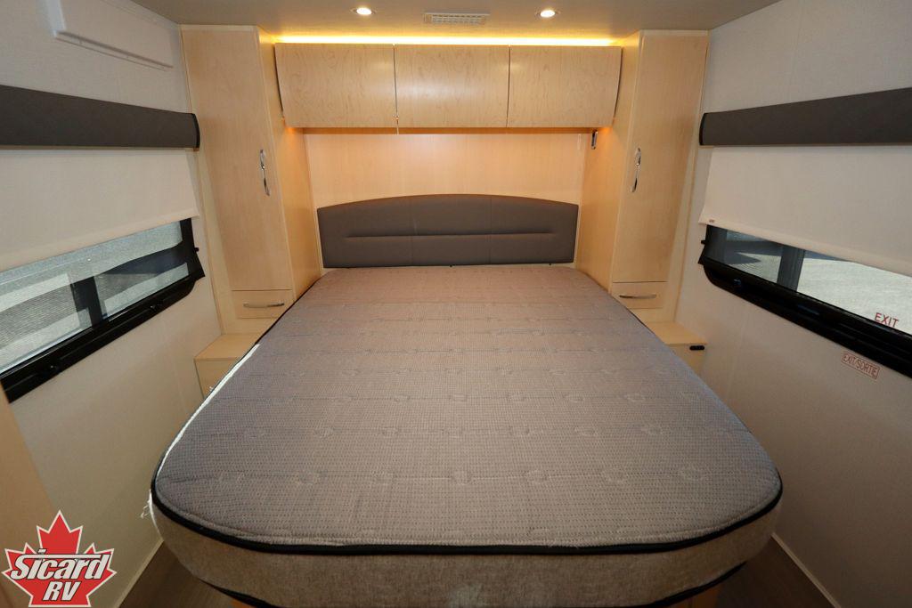 2021 LEISURE TRAVEL VANS UNITY U24IB