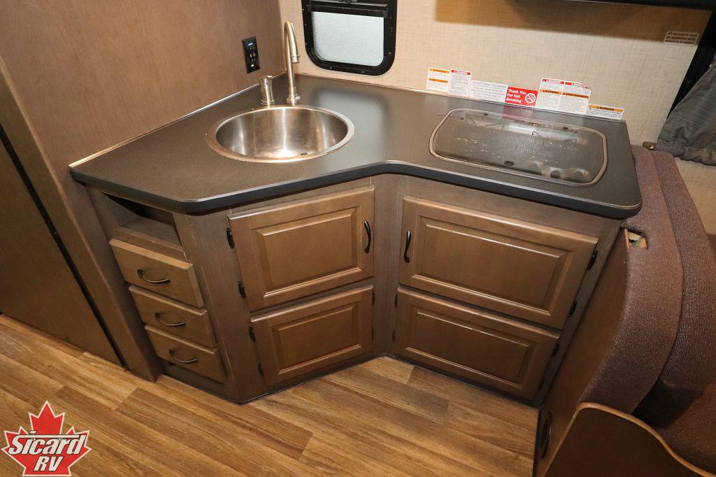 2018 THOR MAJESTIC 28A
