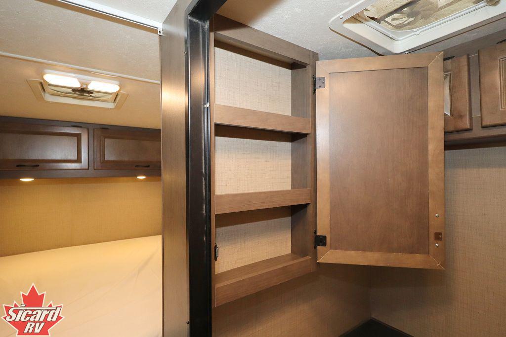 2018 THOR MAJESTIC 28A