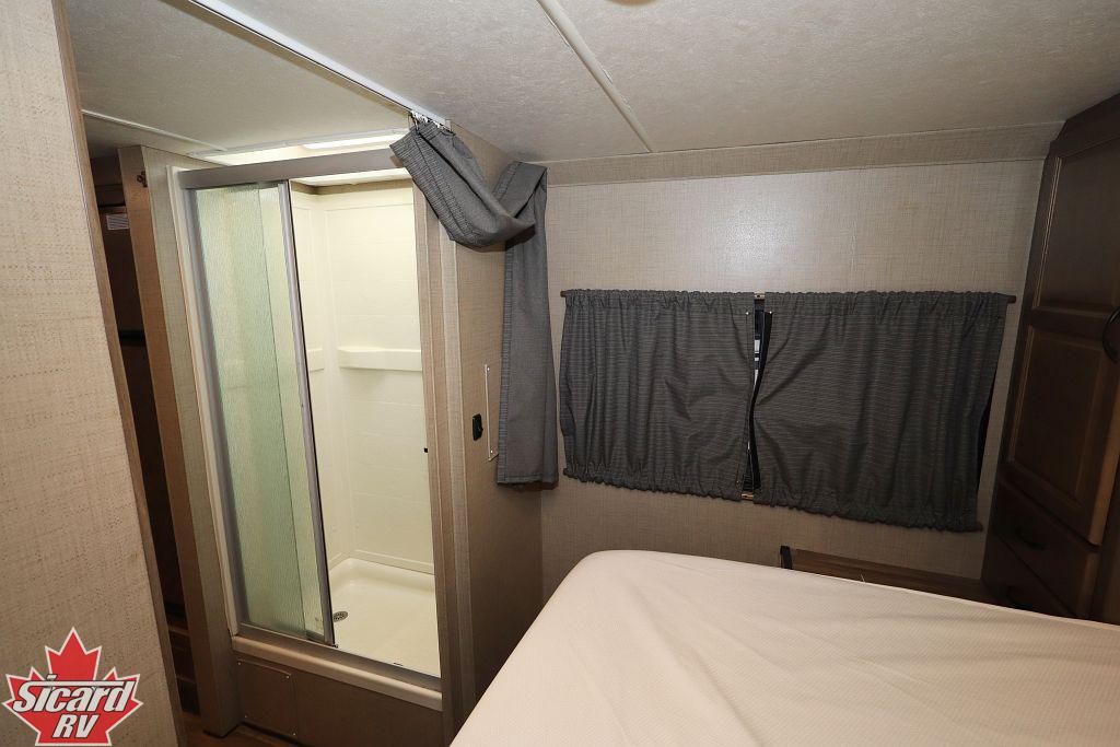 2018 THOR MAJESTIC 28A