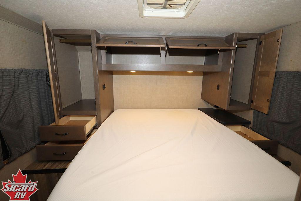 2018 THOR MAJESTIC 28A