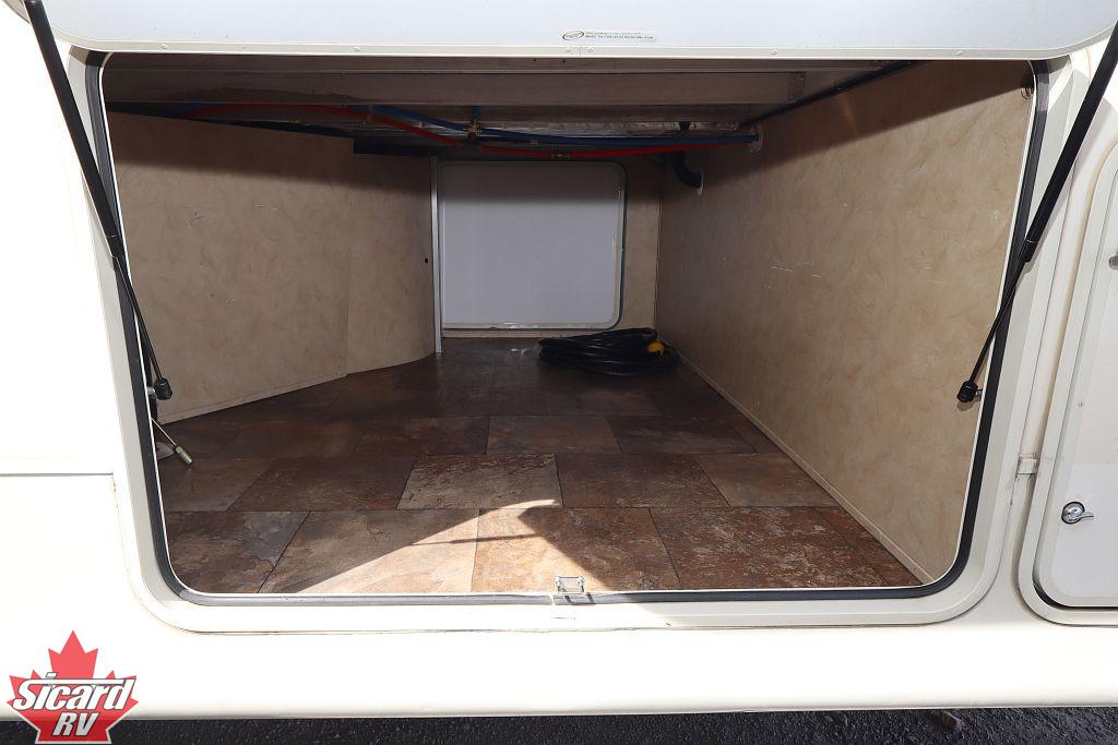 2013 FOREST RIVER CEDAR CREEK 38RE