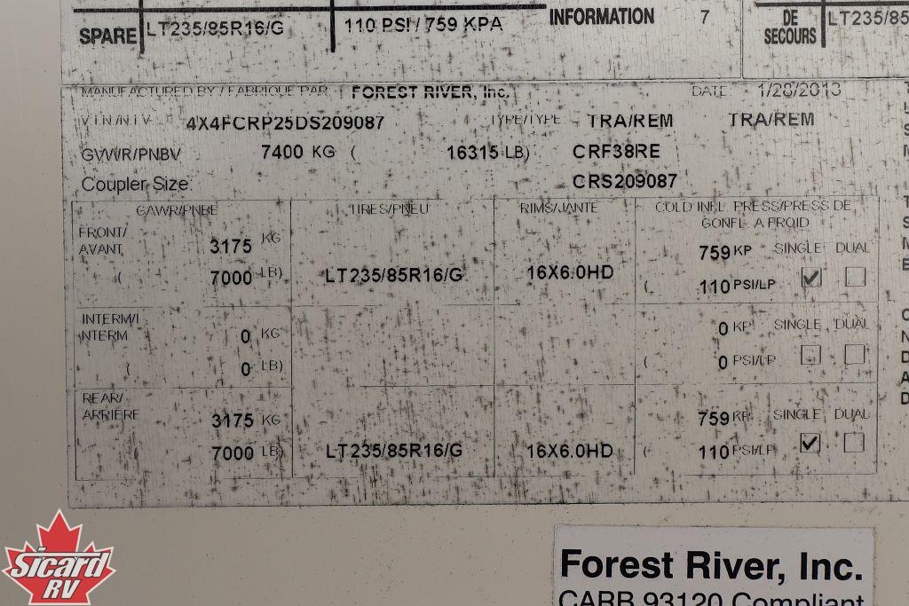 2013 FOREST RIVER CEDAR CREEK 38RE