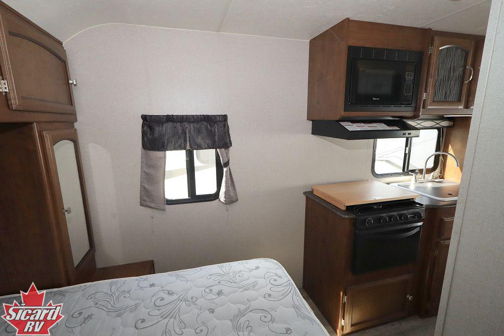 2018 COACHMEN FREEDOM EXPRESS 204RD
