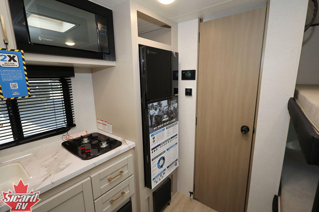 2027 JAYCO JAY FEATHER AIR SUPER LITE 17BHSL
