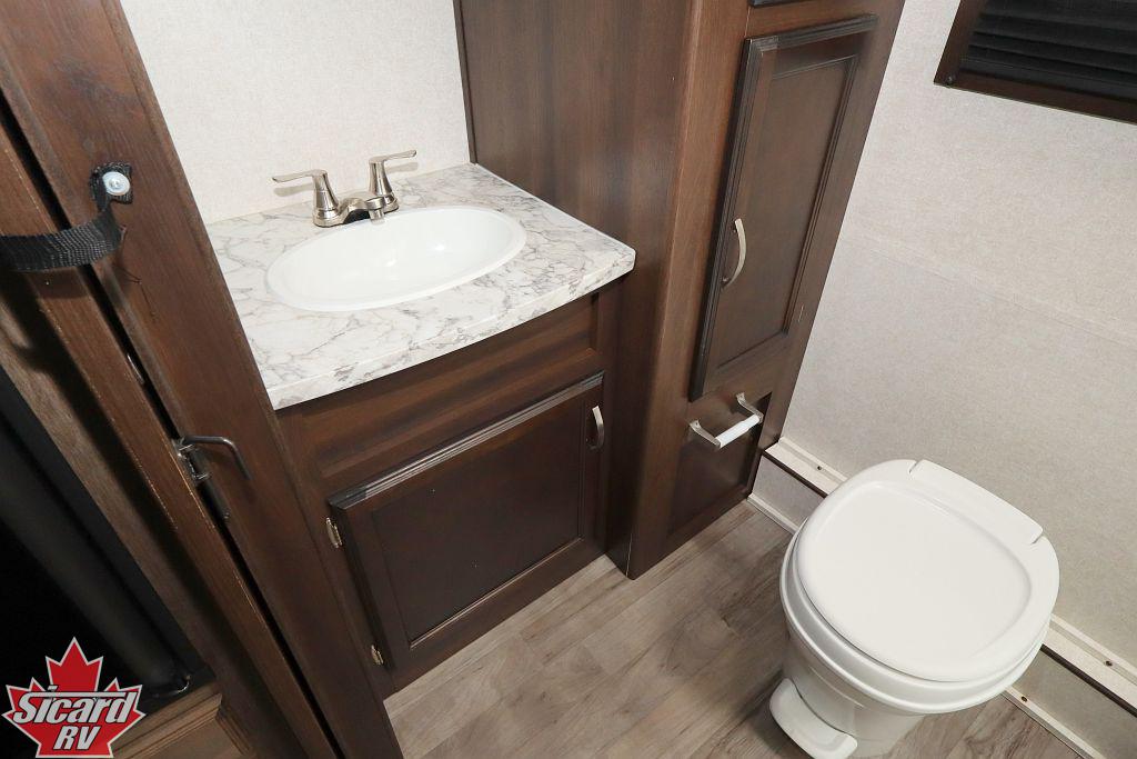 2019 JAYCO JAY FEATHER 23RB