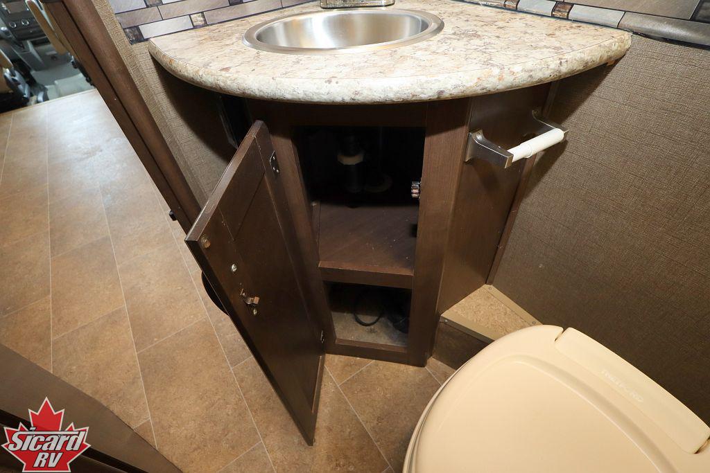 2018 THOR CHATEAU 24FS