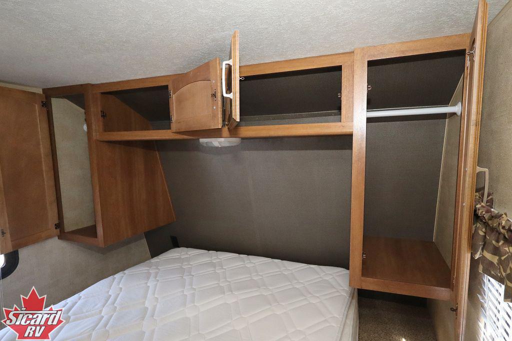 2015 KEYSTONE SPRINGDALE SM2820BH