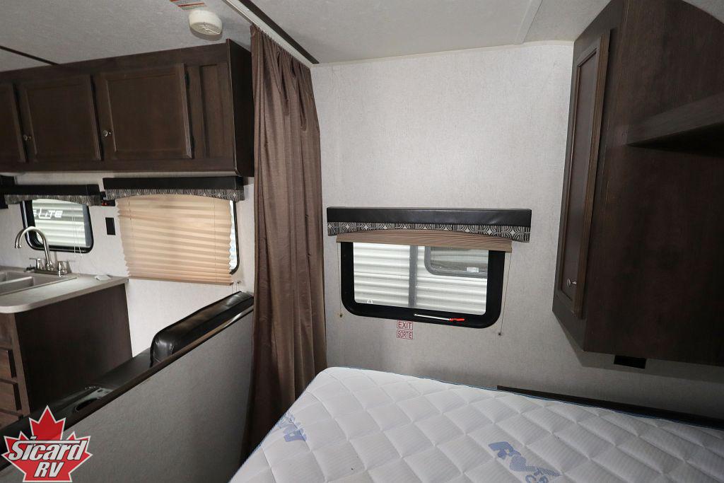 2018 STARCRAFT AUTUMN RIDGE 26BH