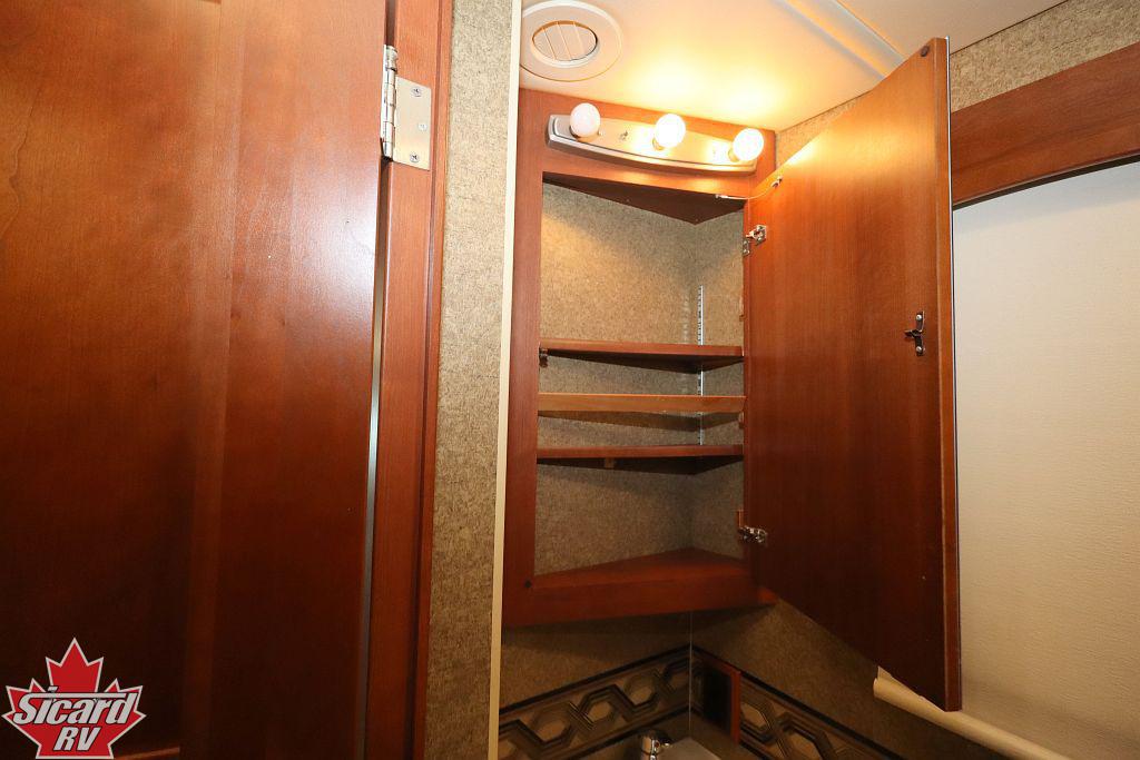 2015 ITASCA SUNCRUISER 38Q