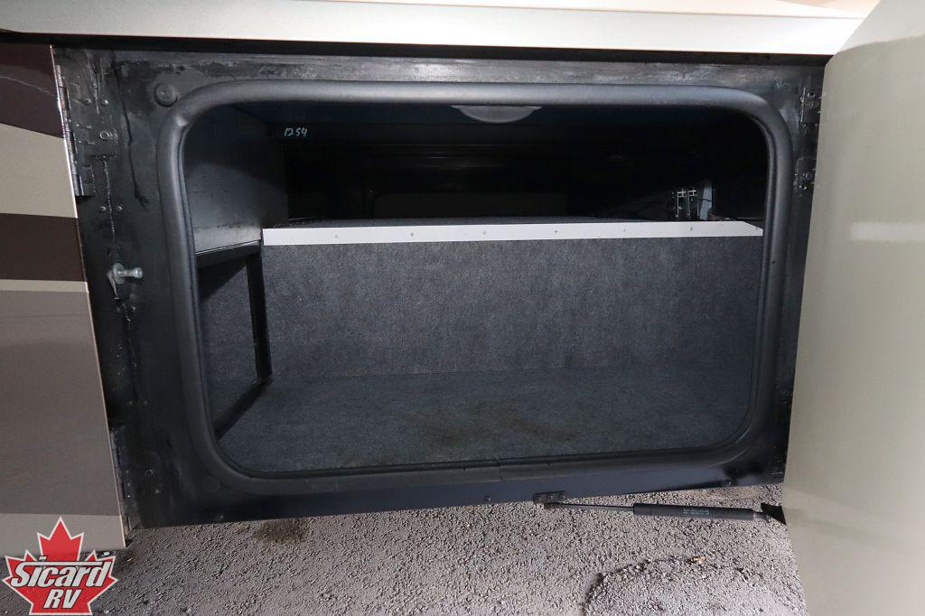 2015 ITASCA SUNCRUISER 38Q