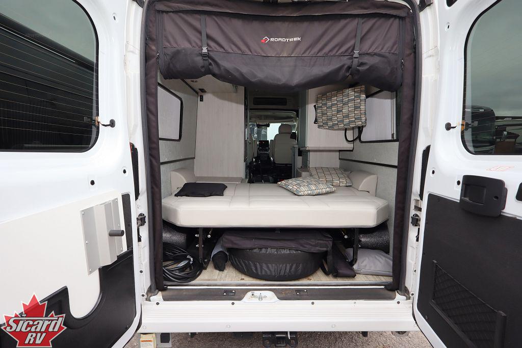 2024 ROADTREK ZION SRT