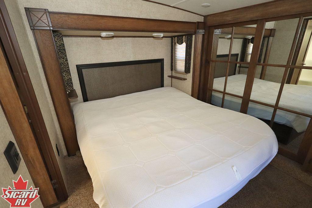 2016 KEYSTONE AVALANCHE 331RE