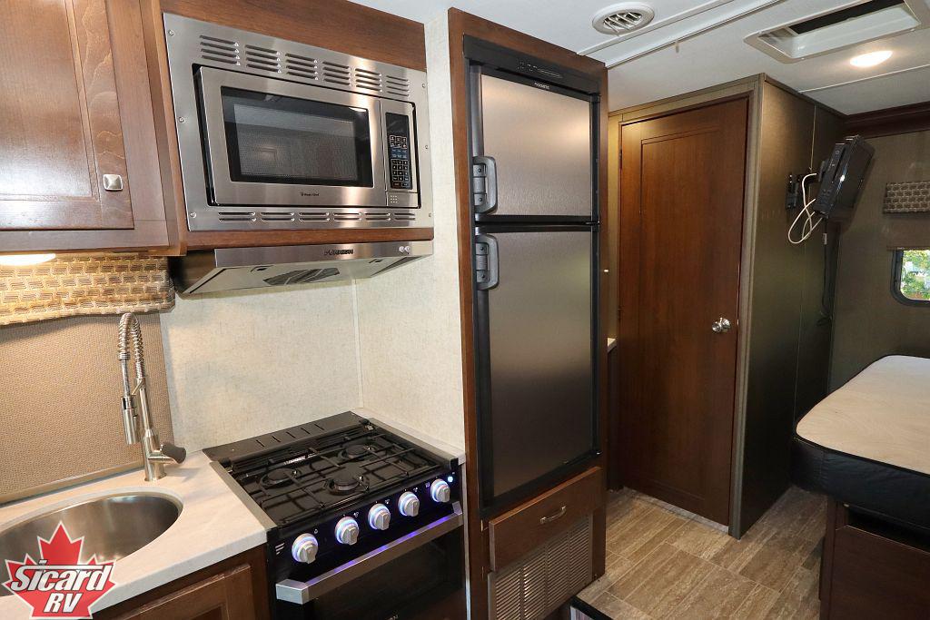 2020 FOREST RIVER SUNSEEKER LE 2250LE