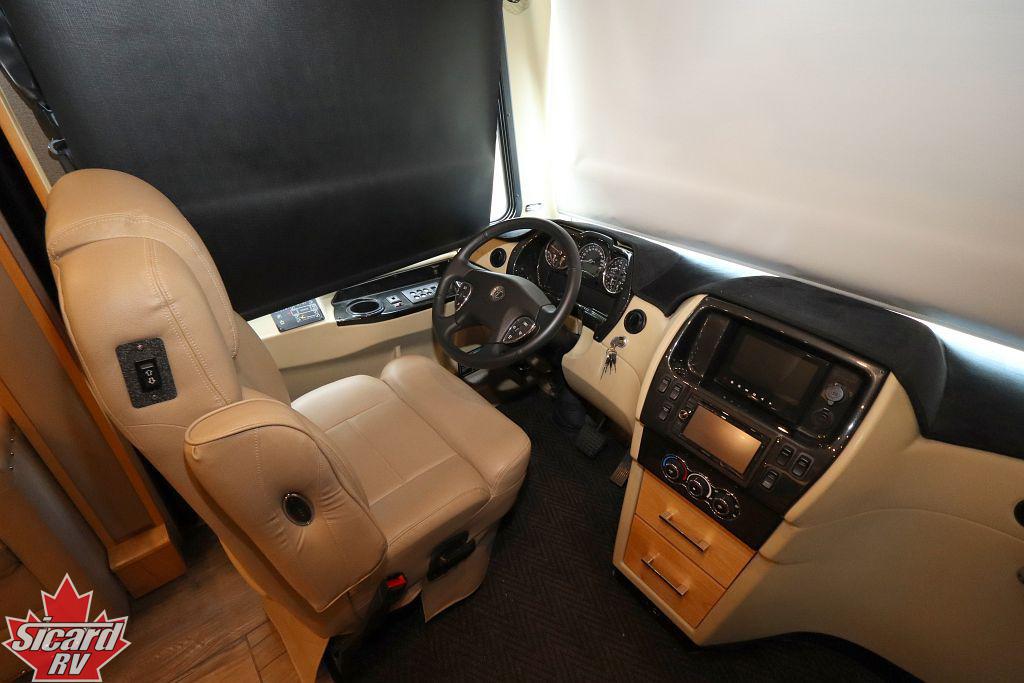 2019 TIFFIN ALLEGRO BREEZE 33BR