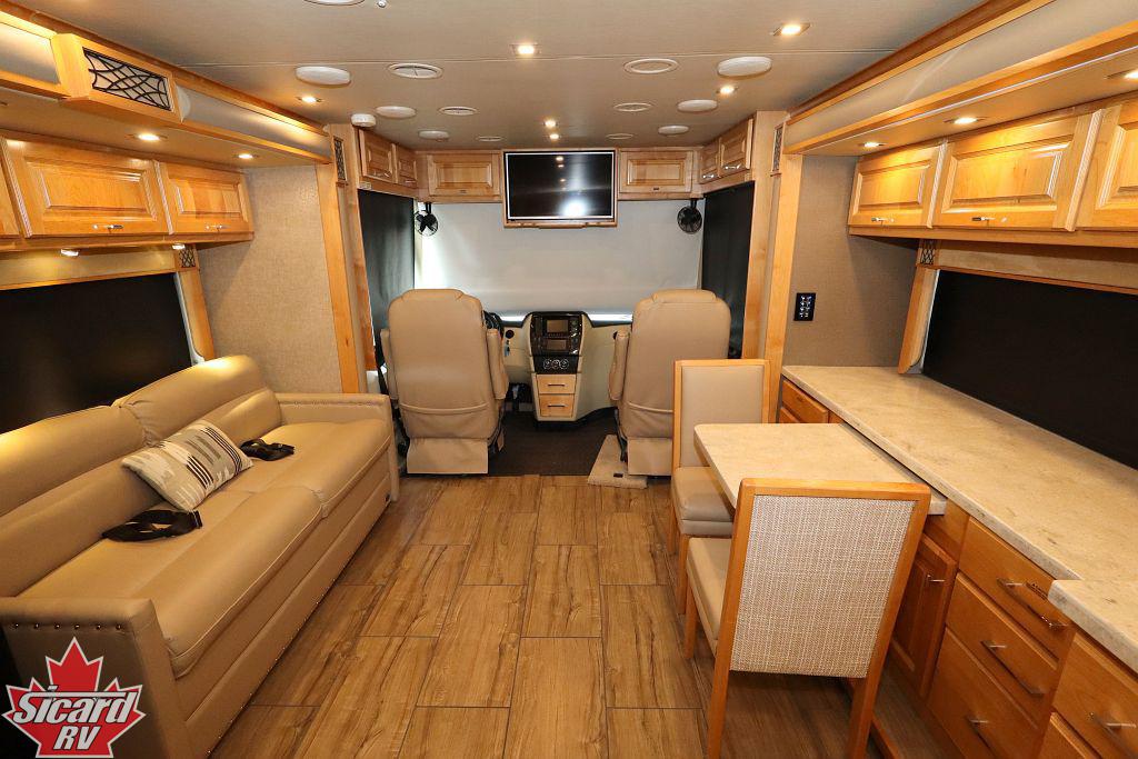 2019 TIFFIN ALLEGRO BREEZE 33BR