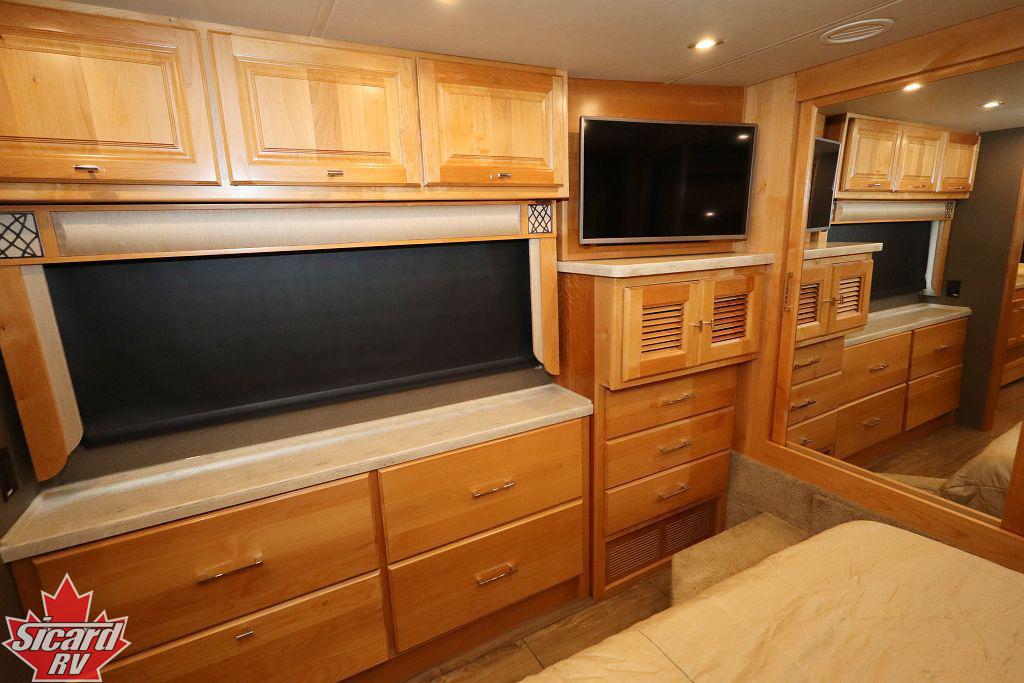 2019 TIFFIN ALLEGRO BREEZE 33BR