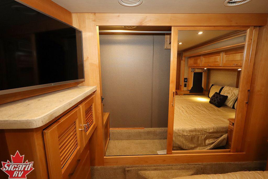 2019 TIFFIN ALLEGRO BREEZE 33BR