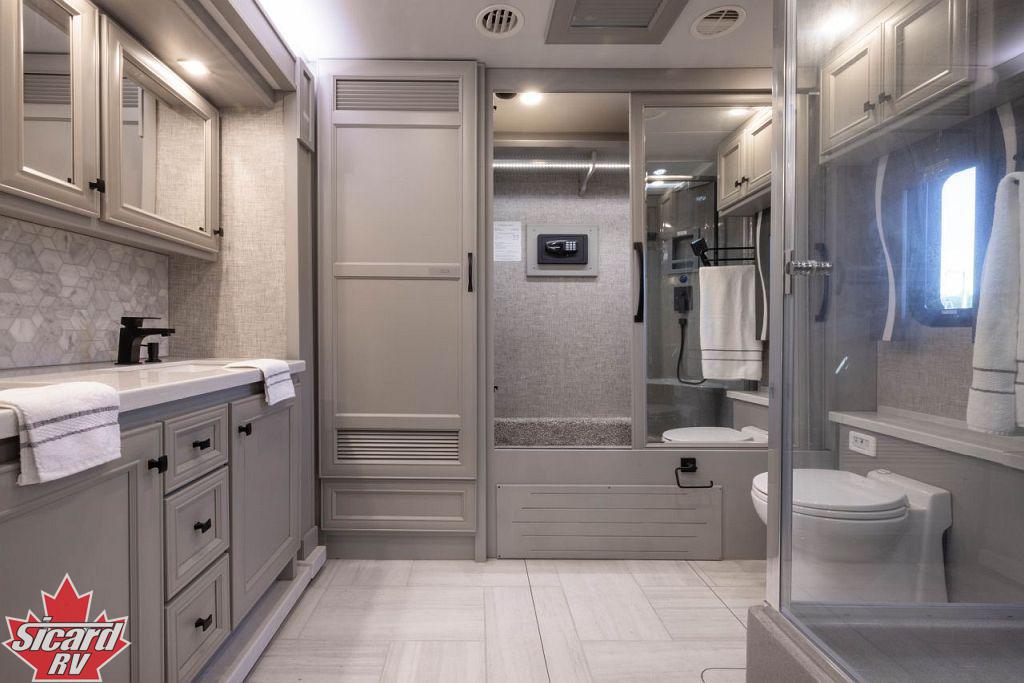 2026 TIFFIN PHAETON 40IH