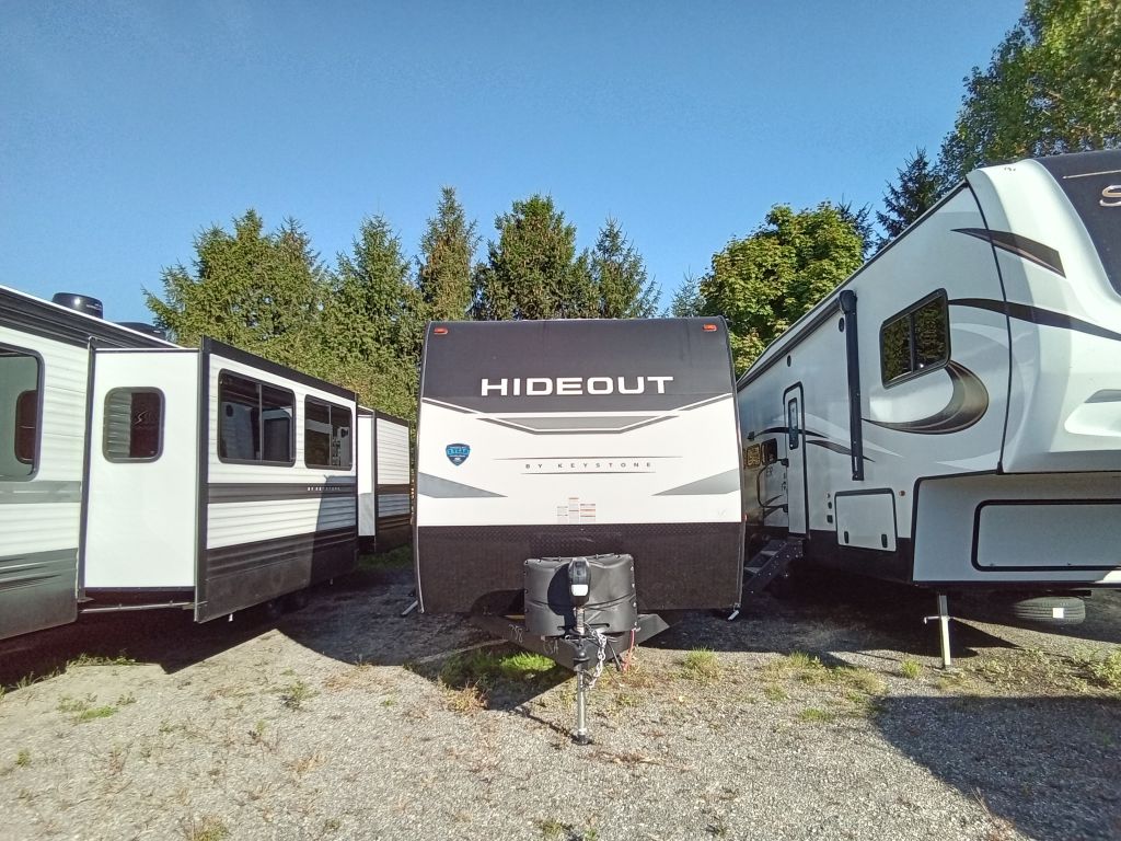 2022 Keystone RV hideout 28rks