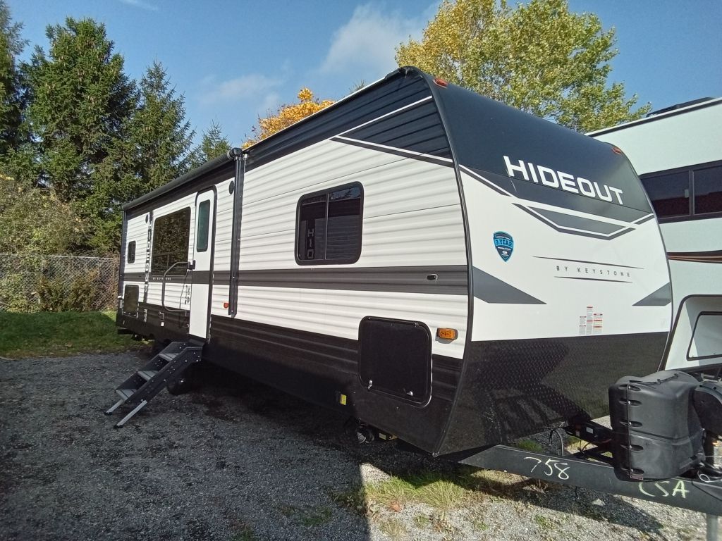 2022 Keystone RV hideout 28rks