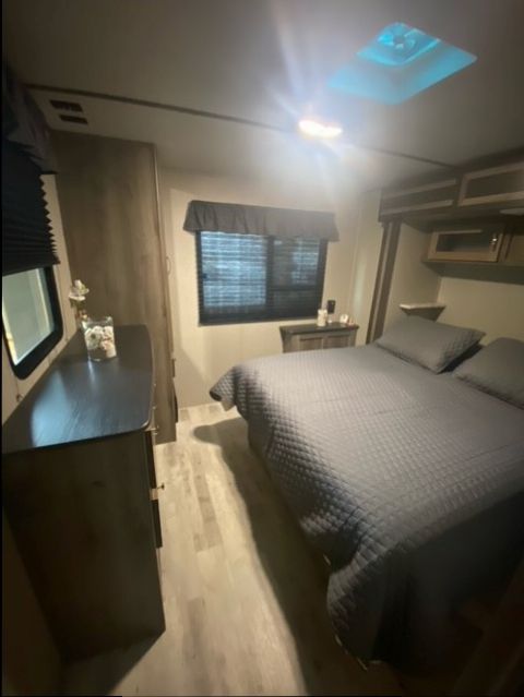 2019 Sprinter 29fk