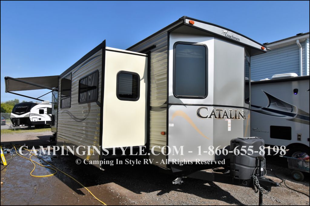 2015 COACHMEN CATALINA 39MKTS (couples)