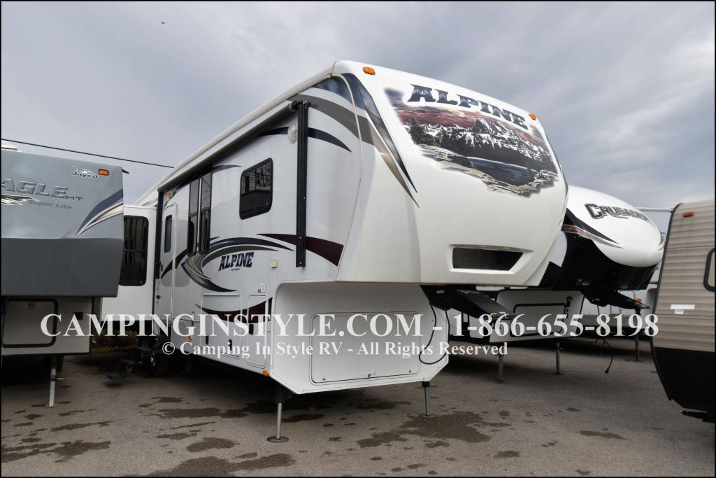 2013 KEYSTONE ALPINE 3500RE (couples)