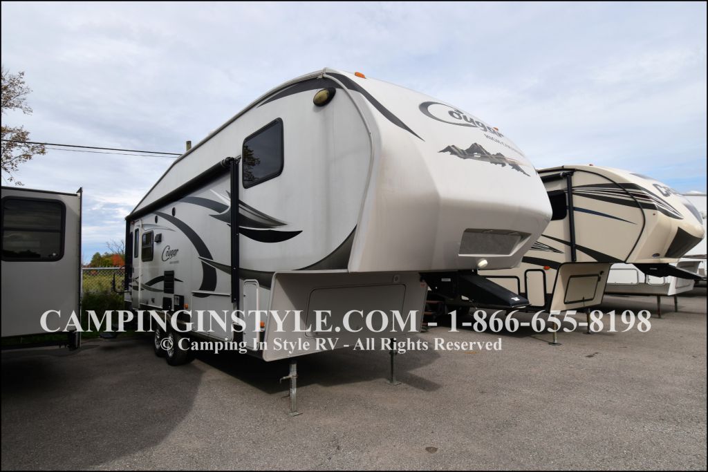 2010 KEYSTONE COUGAR HIGH COUNTRY 291RLS (couples)