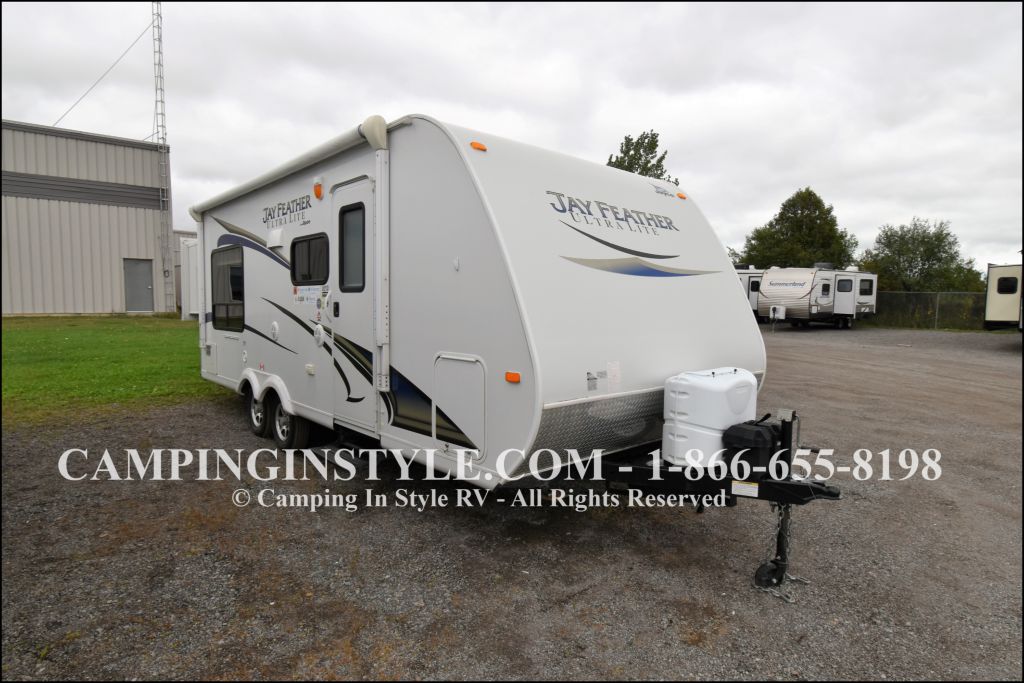 2012 JAYCO JAYFEATHER X213 (bunks)
