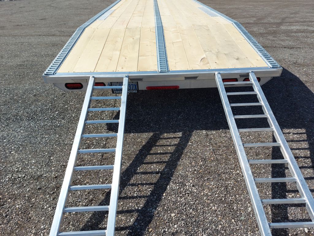 2023 Beaver aluminum deckover beaver tail