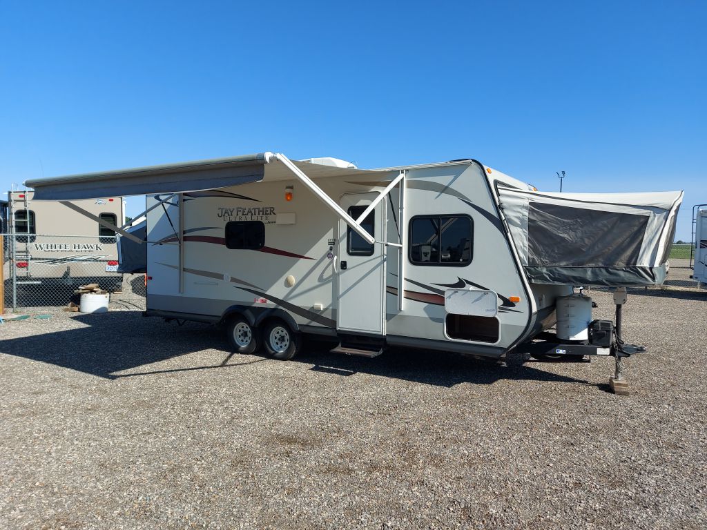 2013 Jayco jay feather x23b