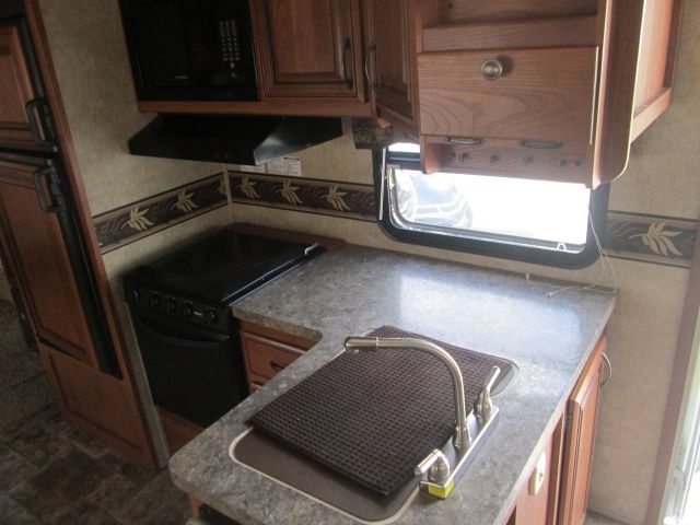 2013 Forest River 281rlds