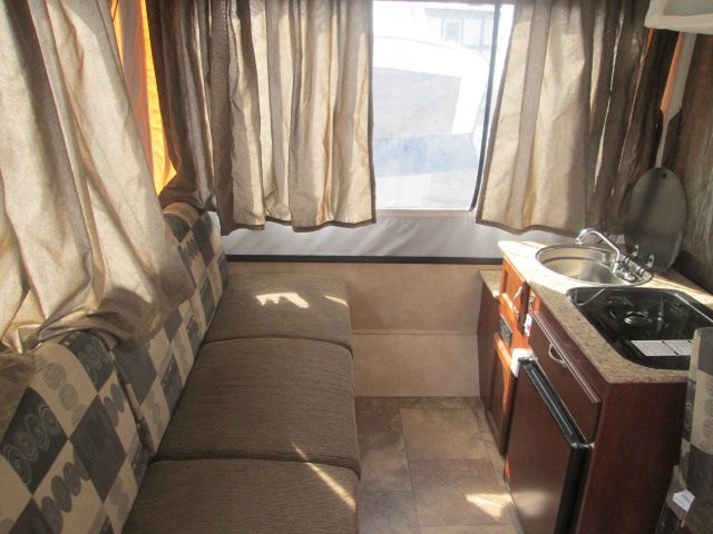 2013 Coachmen RV 124 gls