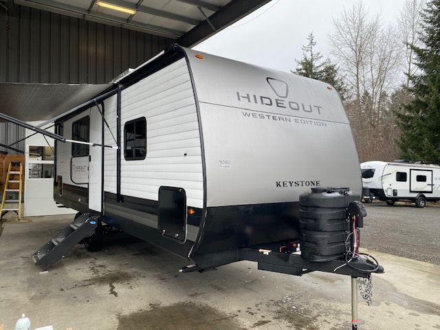 2026 Hideout 230BH BUNKS