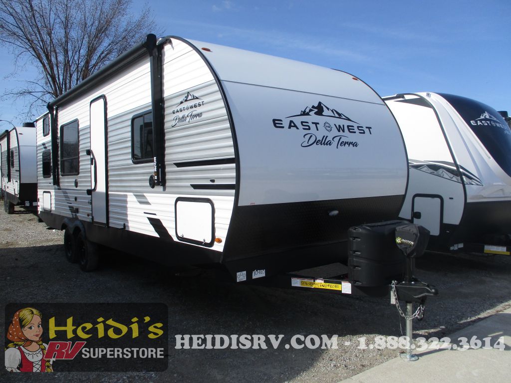 2022 EAST TO WEST DELLA TERRA 250BH (DBL/DBL BUNKS)