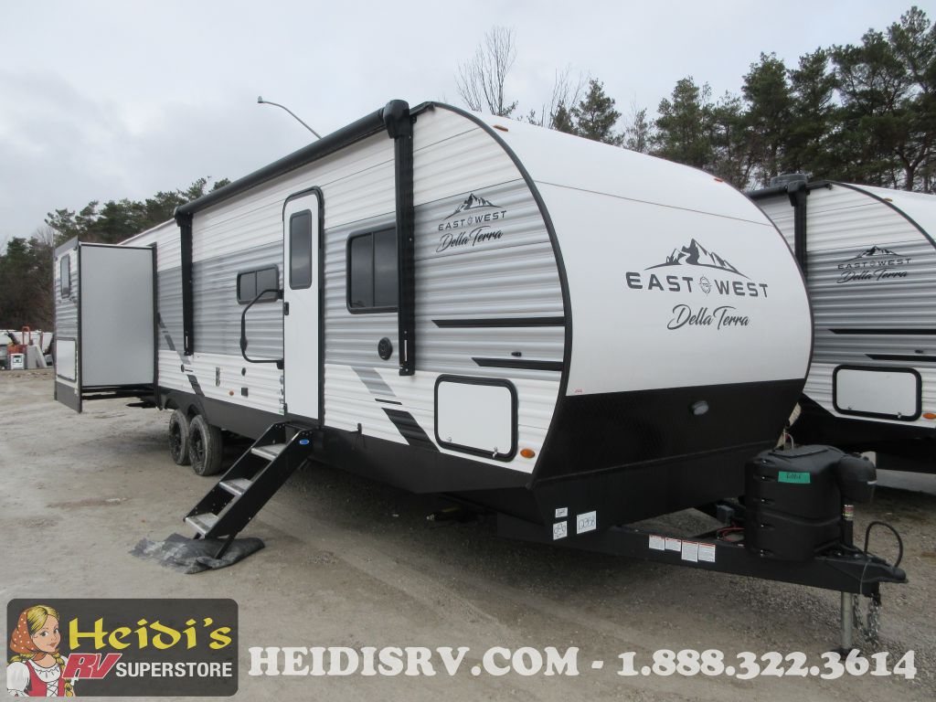 2023 EAST TO WEST DELLA TERRA 323QB (QUAD BUNKS, OUTSIDE KITCHEN)