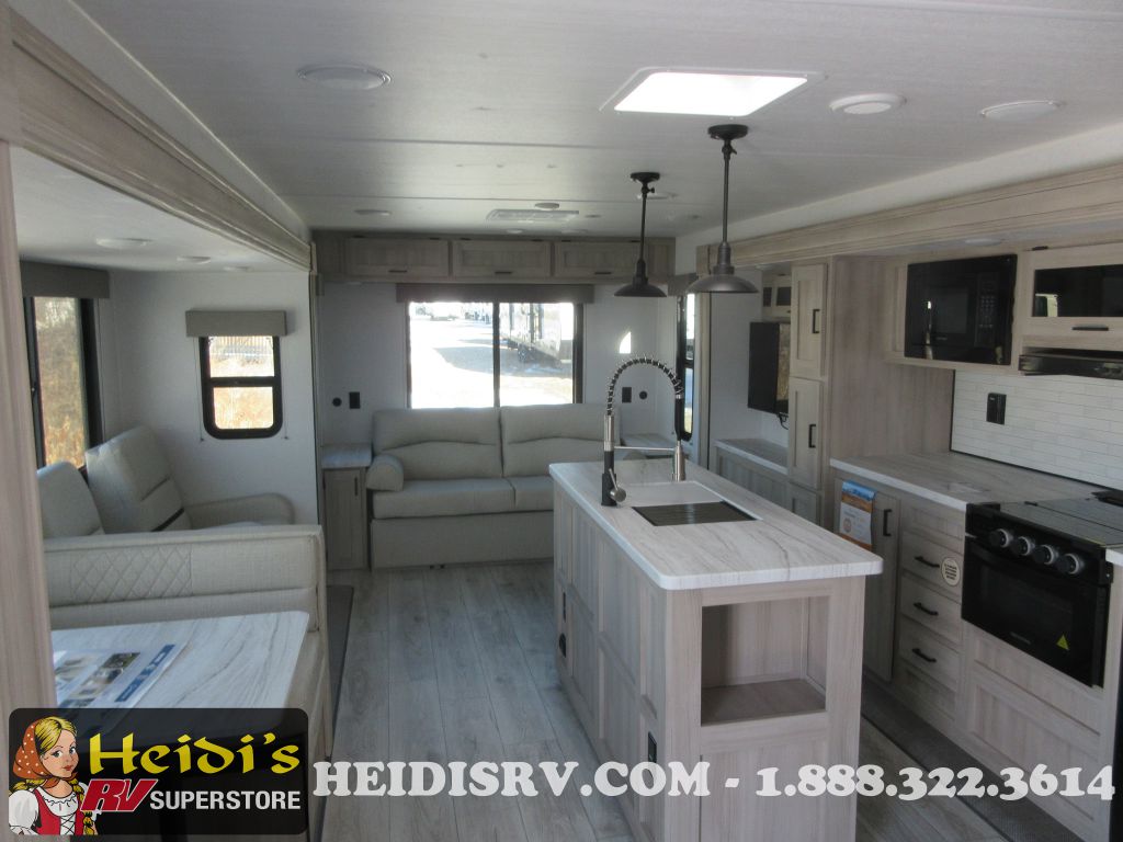 2024 East To West 292mk (island kitchen*)