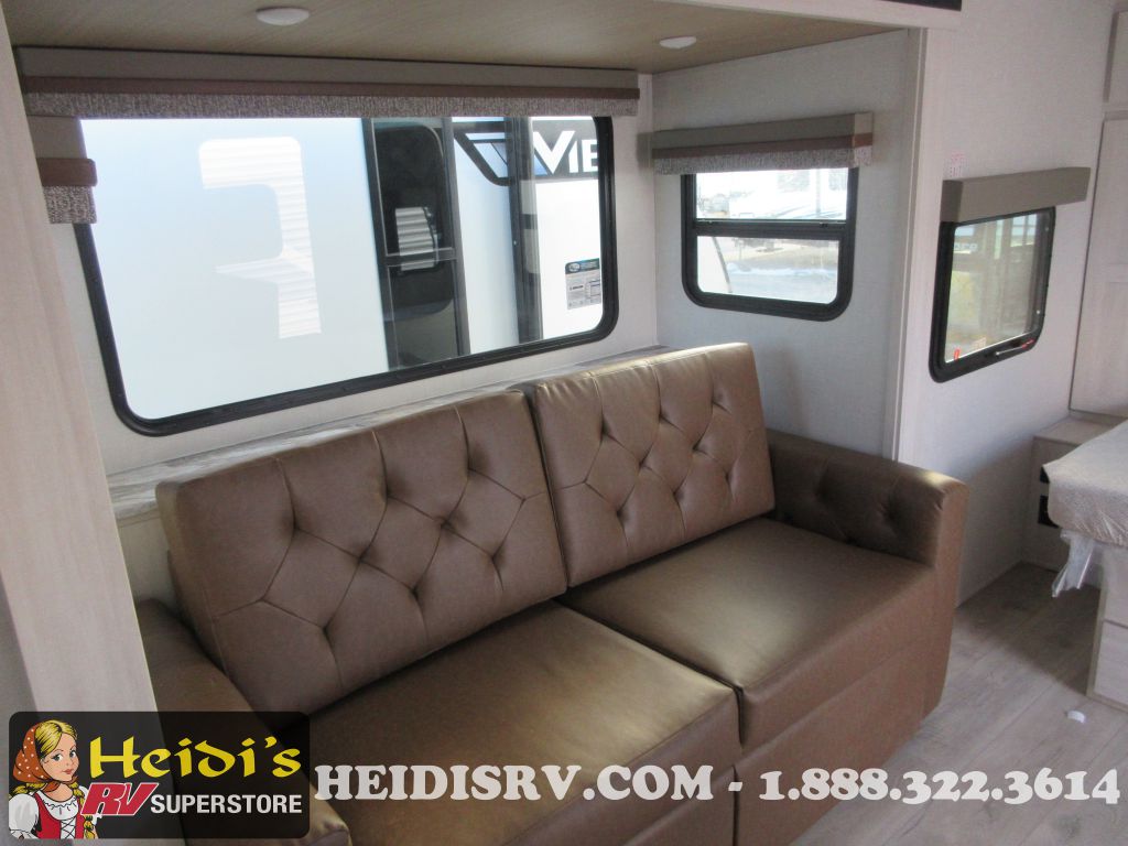 2024 Forest River legend 19ssle (rear bath*)