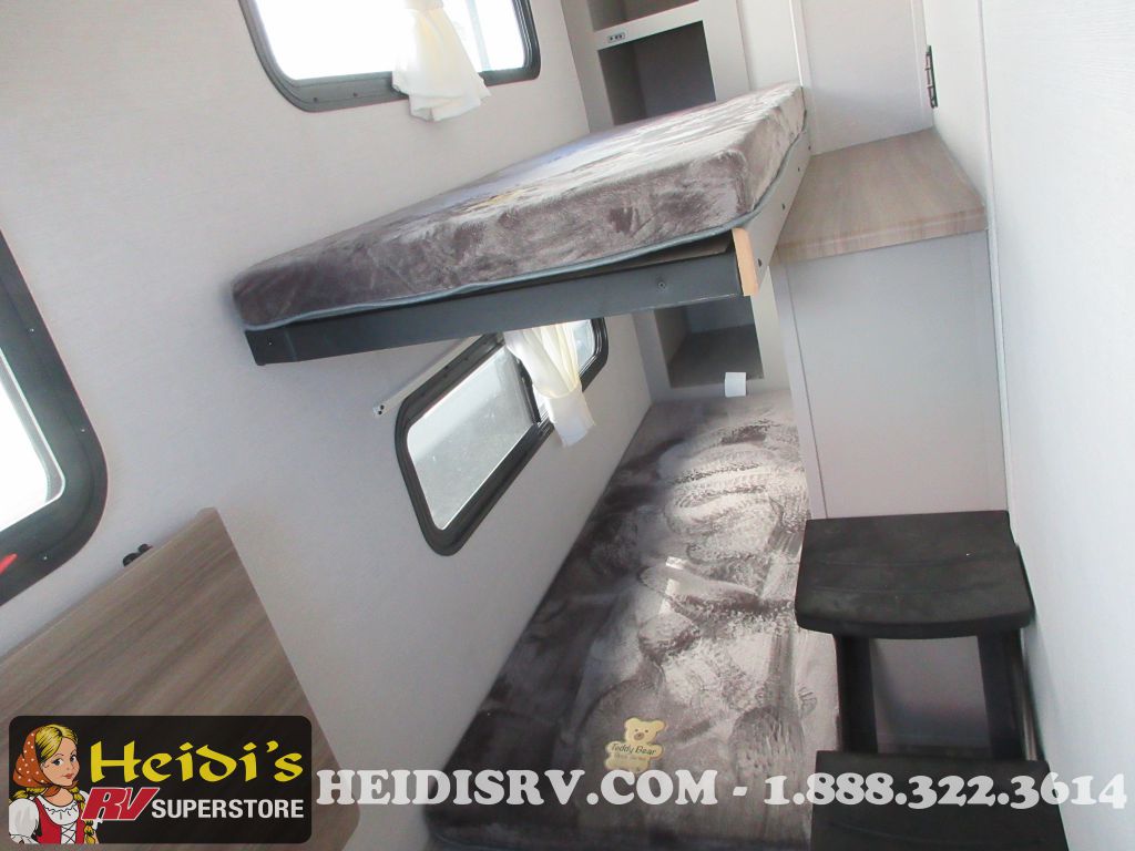 2024 Vibe 31hb (hidden bunks*)