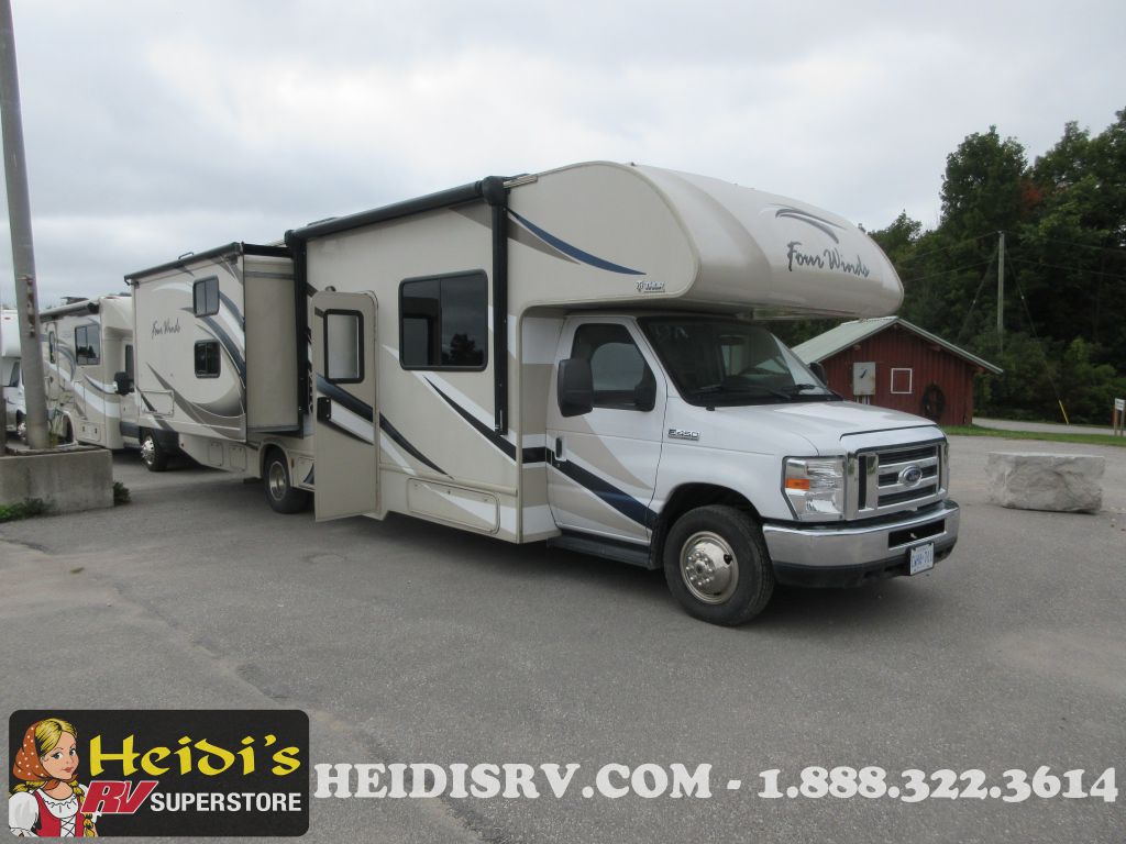 2017 THOR FOUR WINDS 30D (BUNKS)