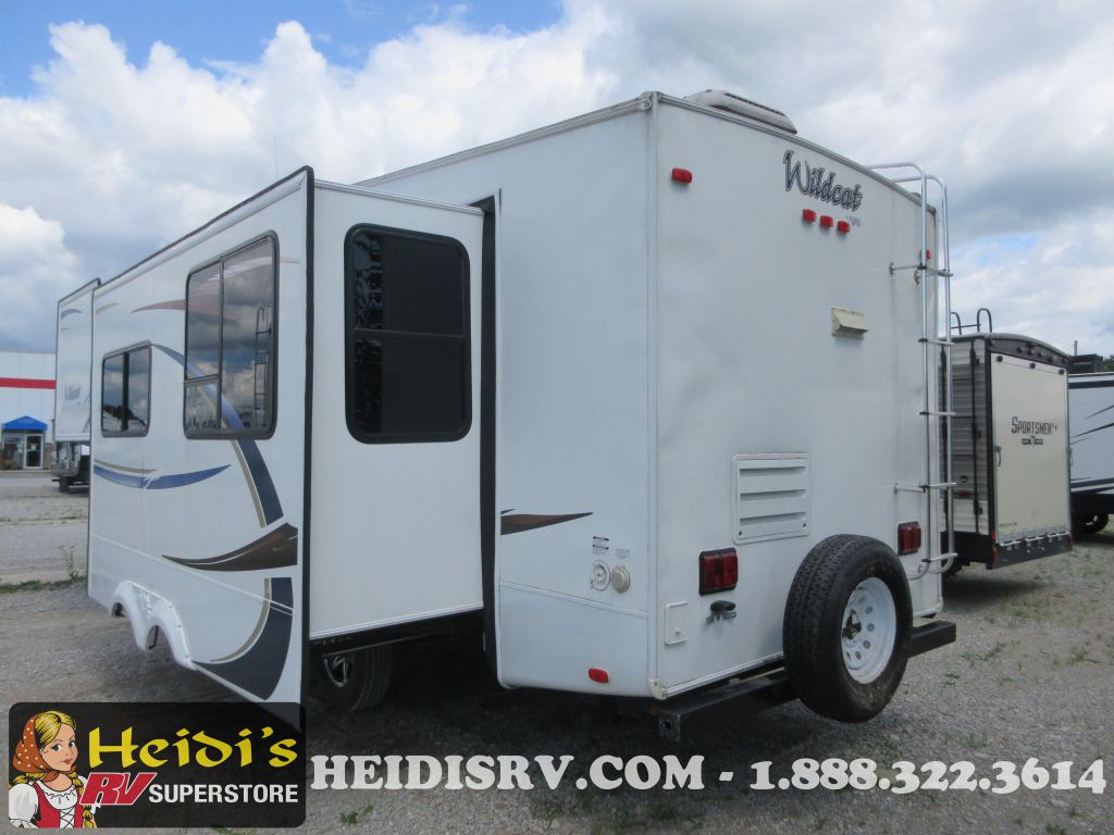 2010 Wildcat 28rksb