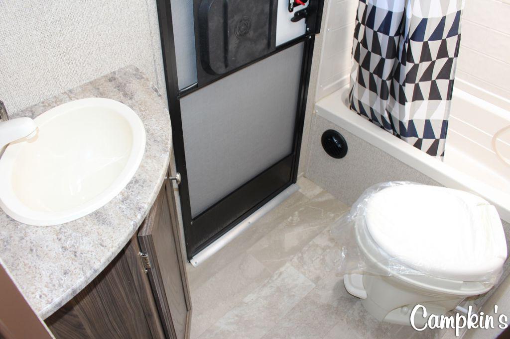 2019 COACHMEN APEX 259LE