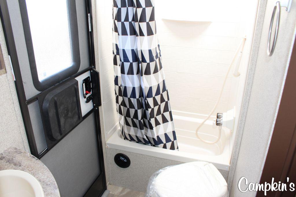 2019 COACHMEN APEX 259LE