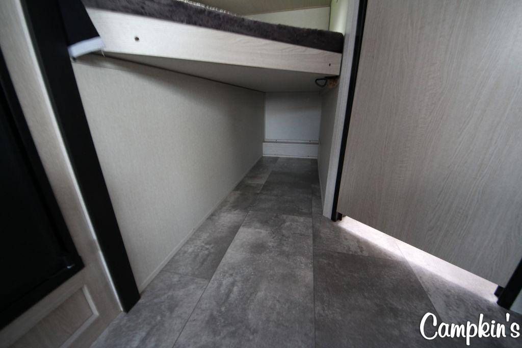 2022 COACHMEN APEX NANO 208BHS