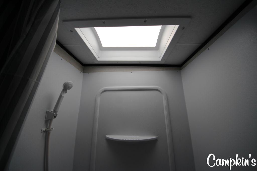 2022 COACHMEN APEX NANO 208BHS