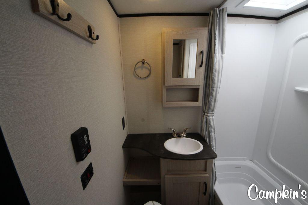 2022 COACHMEN APEX NANO 194BHS
